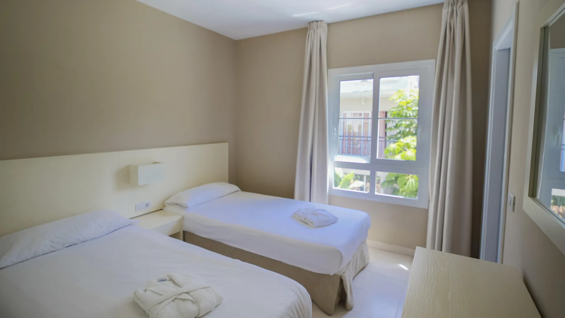 *** Hotel Los Olivos Beach Resort Costa Adeje  Hiszpania